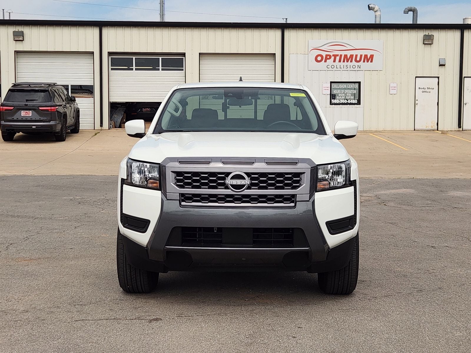 2025 Nissan Frontier SV