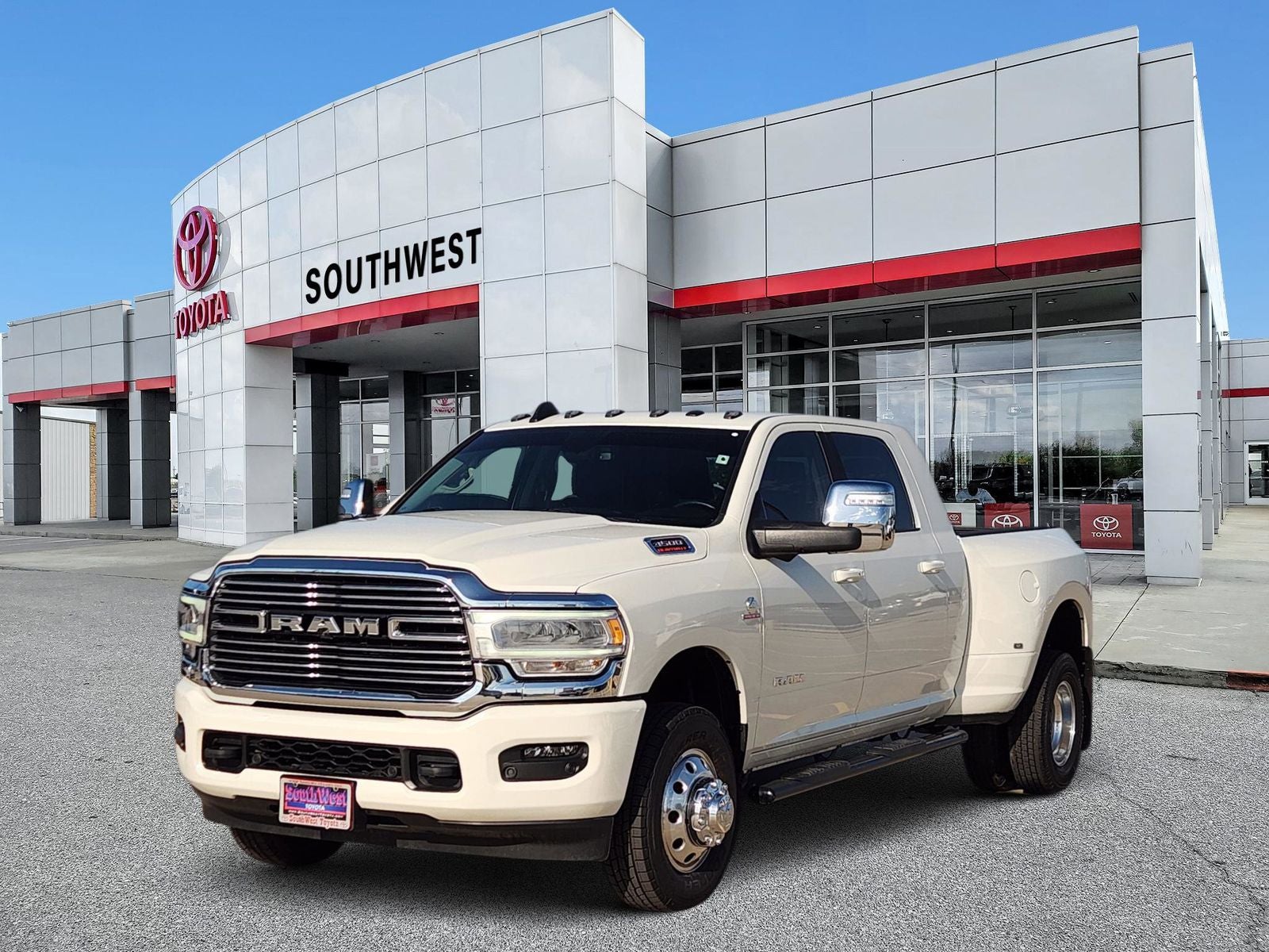 2024 RAM 3500 Laramie