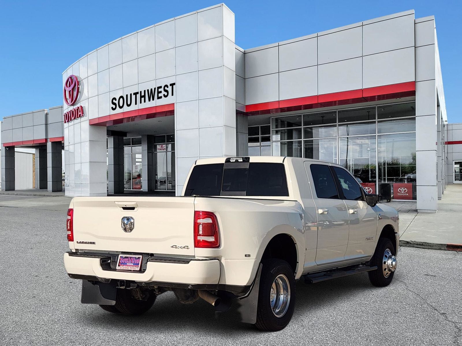 2024 RAM 3500 Laramie