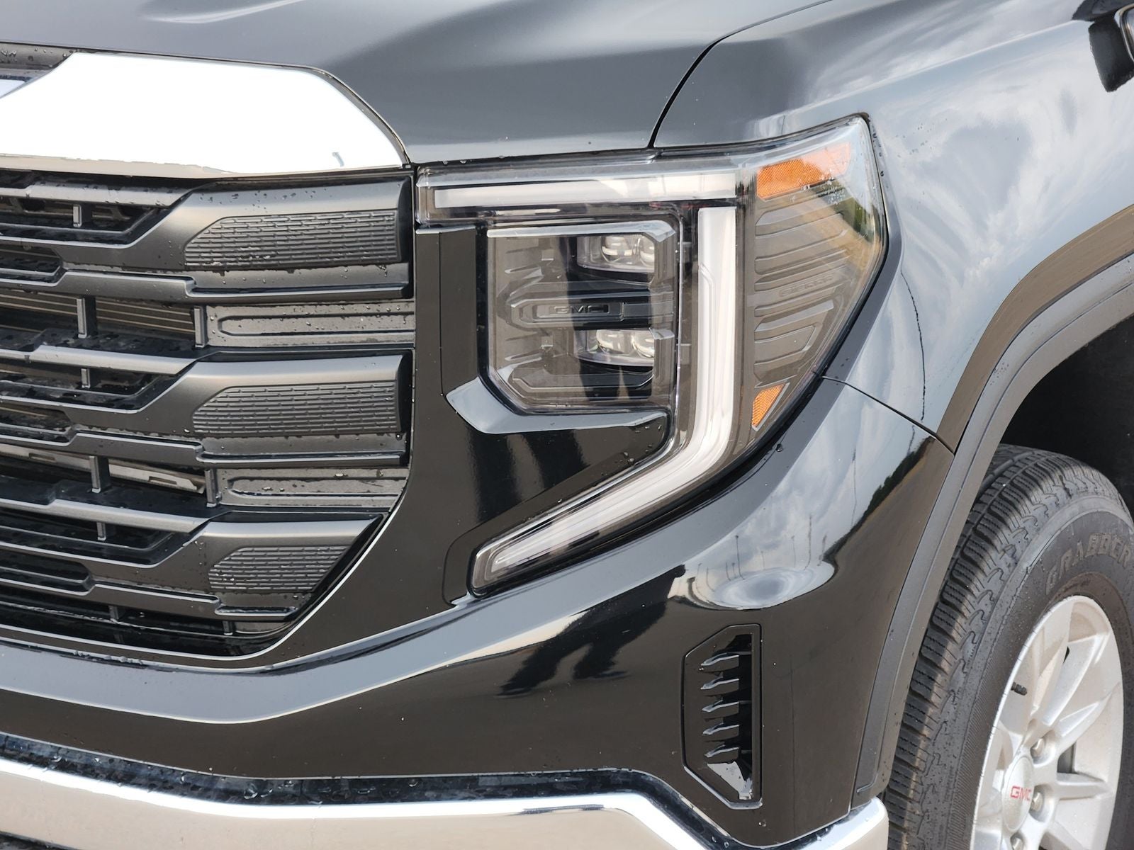 2025 GMC Sierra 1500 Pro