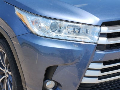 2017 Toyota Highlander Base