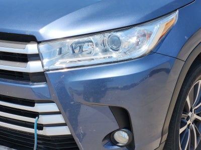 2017 Toyota Highlander Base