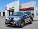2017 Toyota Highlander Base