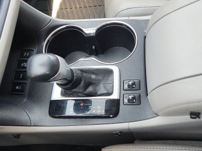 2017 Toyota Highlander Base