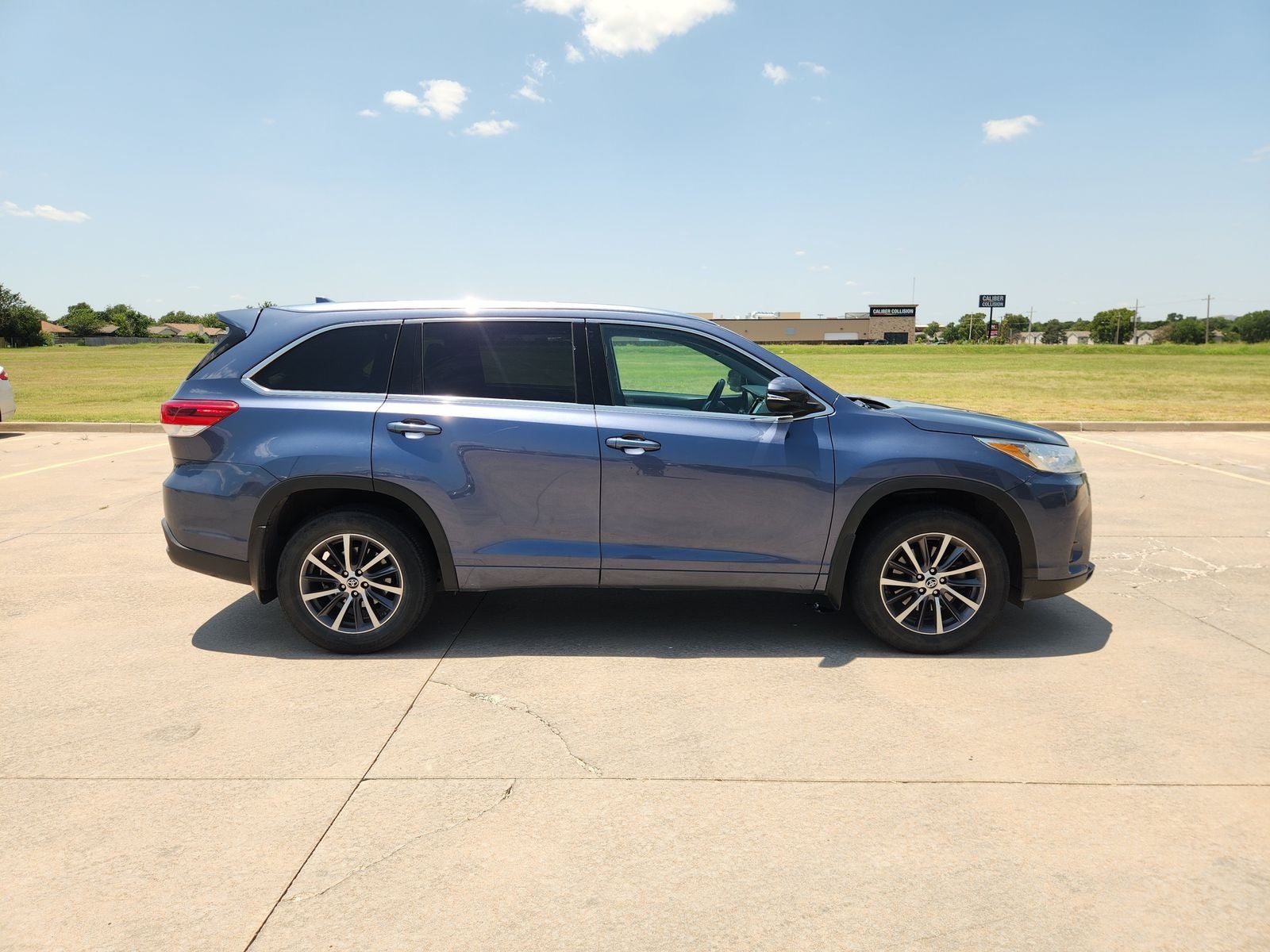 2017 Toyota Highlander Base