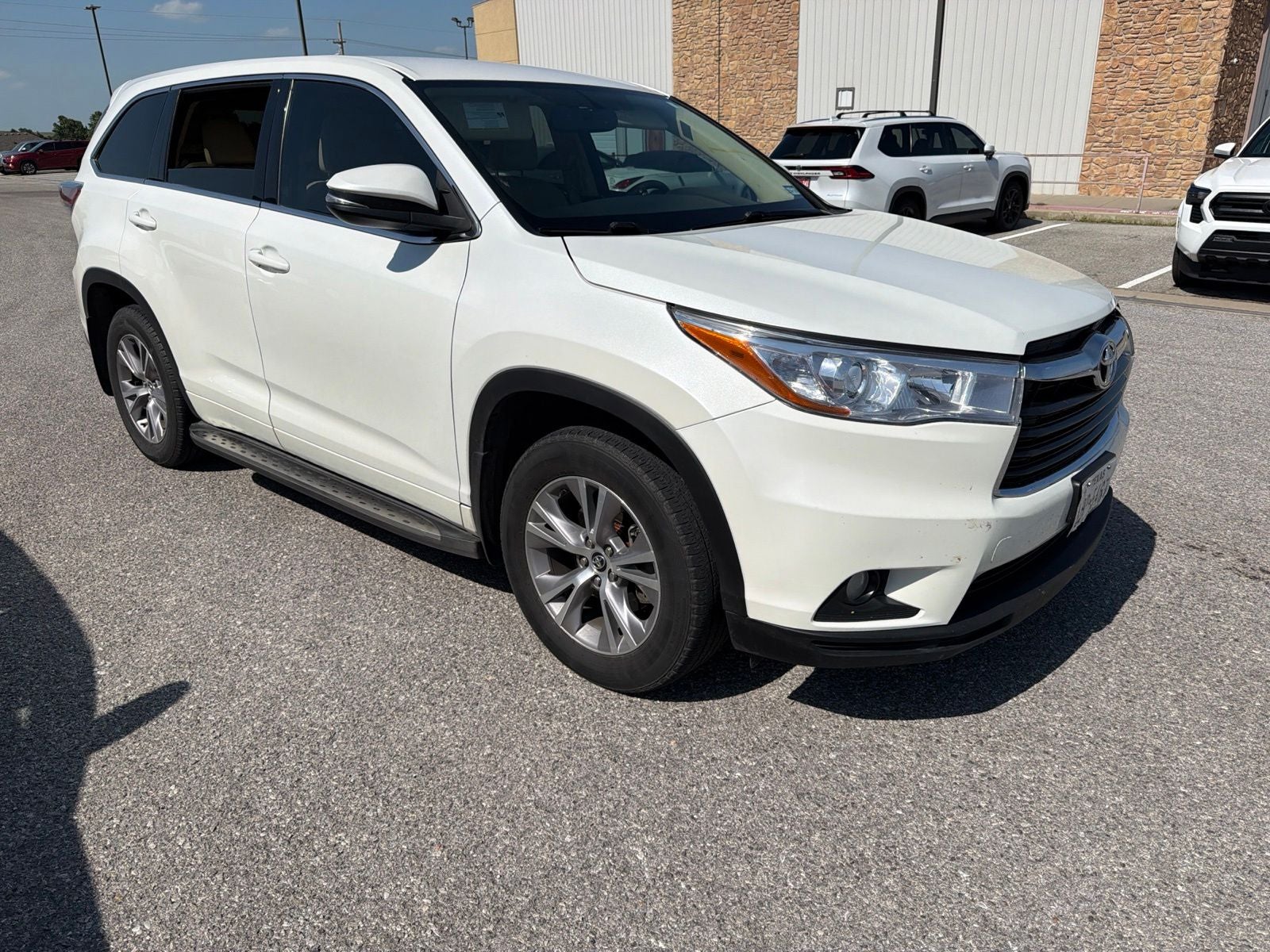 2016 Toyota Highlander LE Plus V6