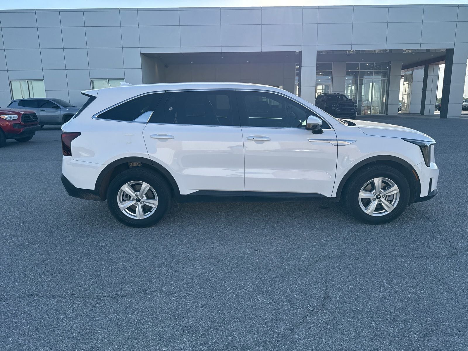 2025 Kia Sorento LX