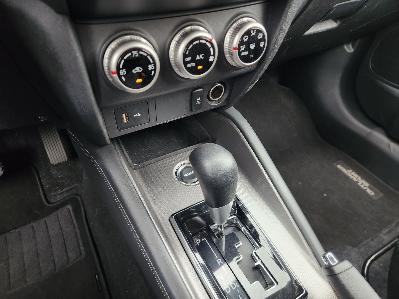 2024 Mitsubishi Outlander Sport 2.0 ES