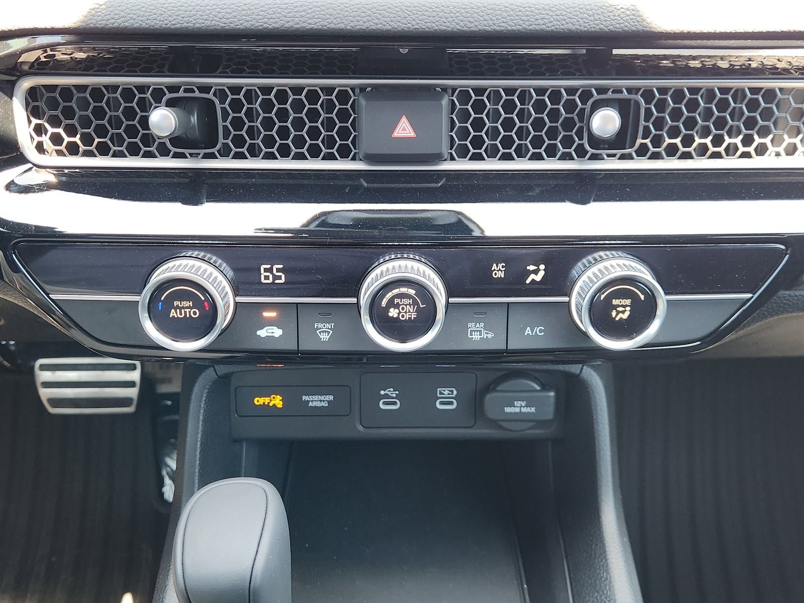2026 Honda Civic Hatchback Sport - Photo 22