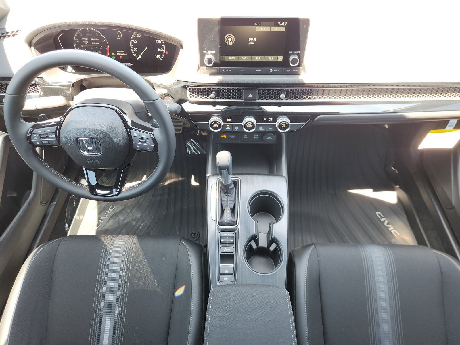 2026 Honda Civic Hatchback Sport - Photo 30