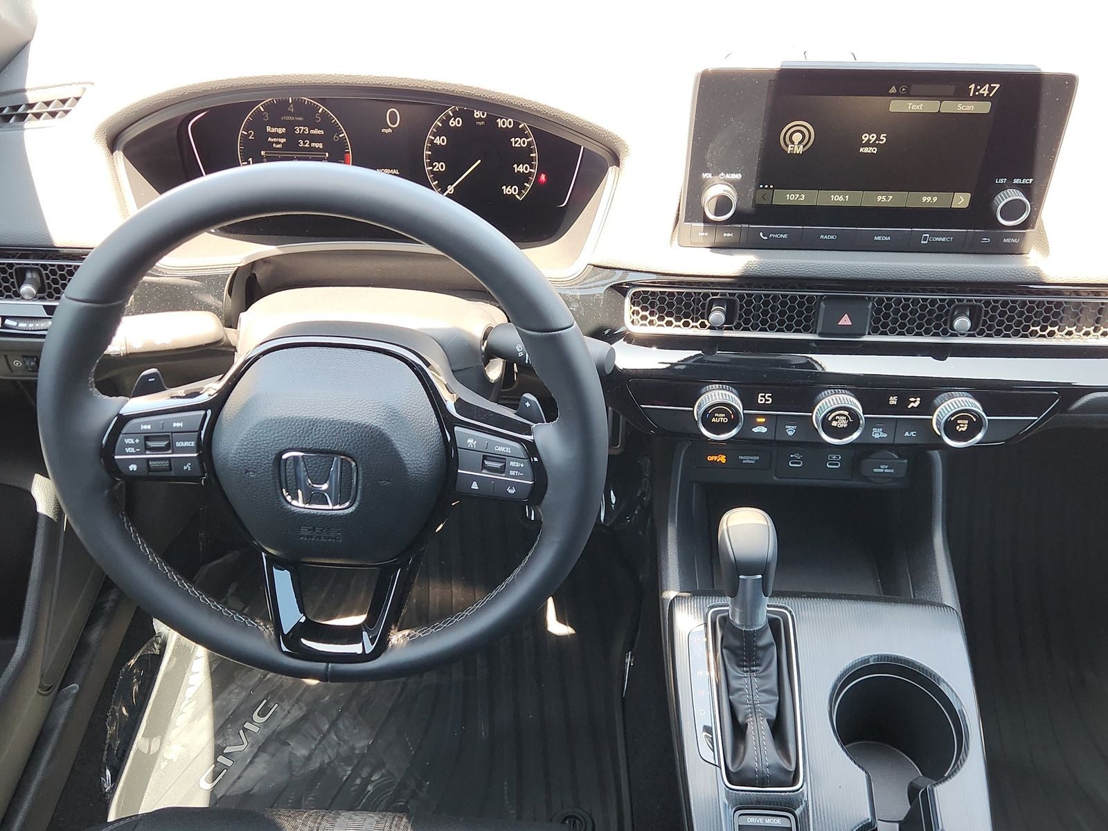 2026 Honda Civic Hatchback Sport - Photo 31