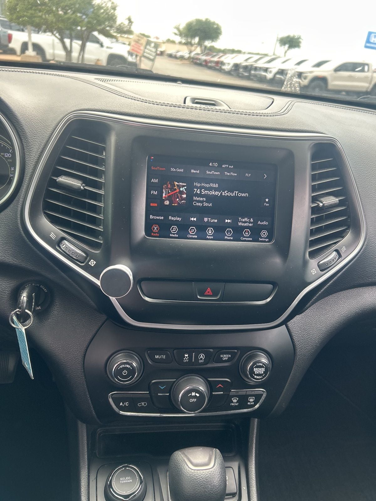 2020 Jeep Cherokee Latitude