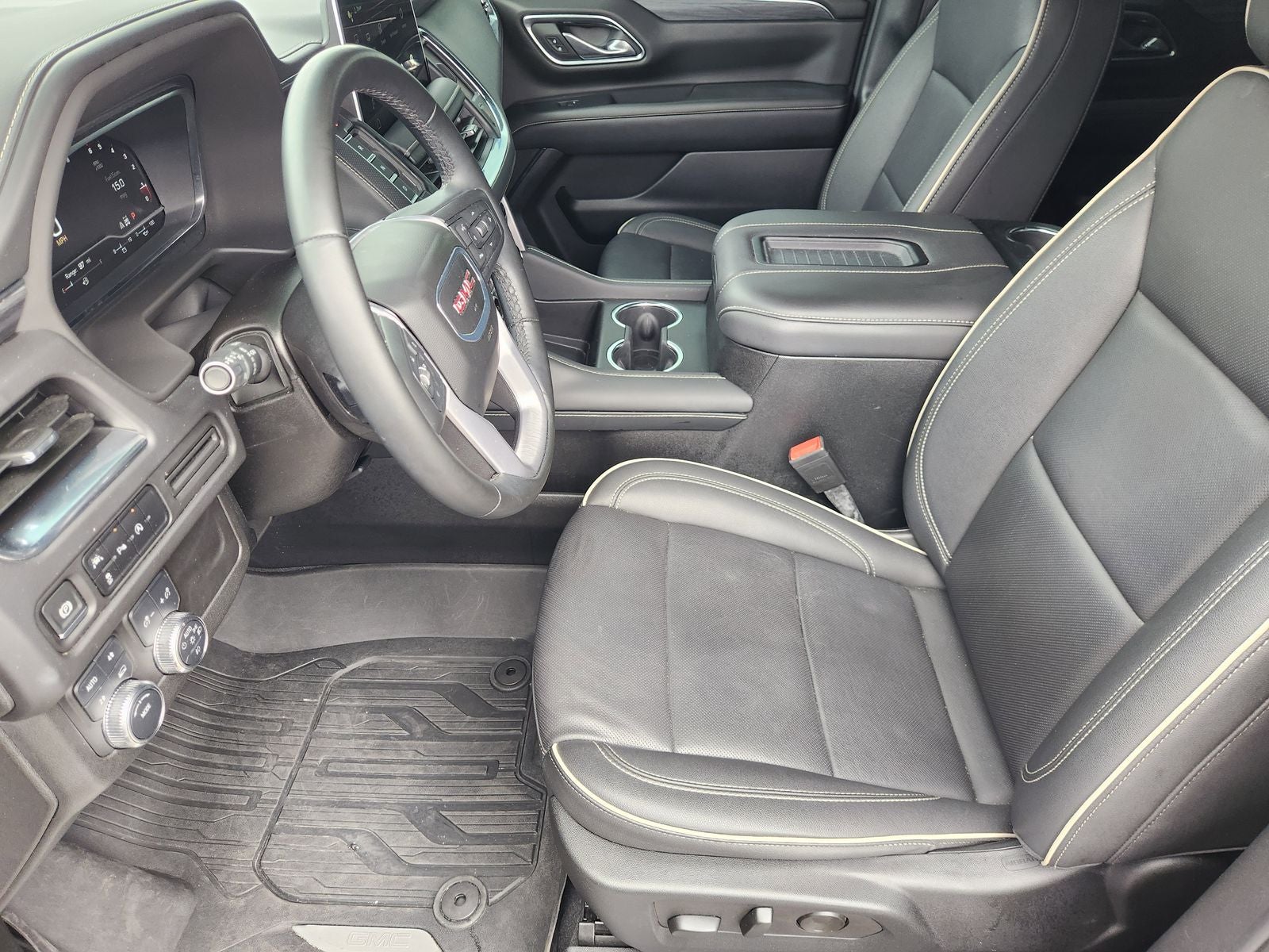 2024 GMC Yukon SLT