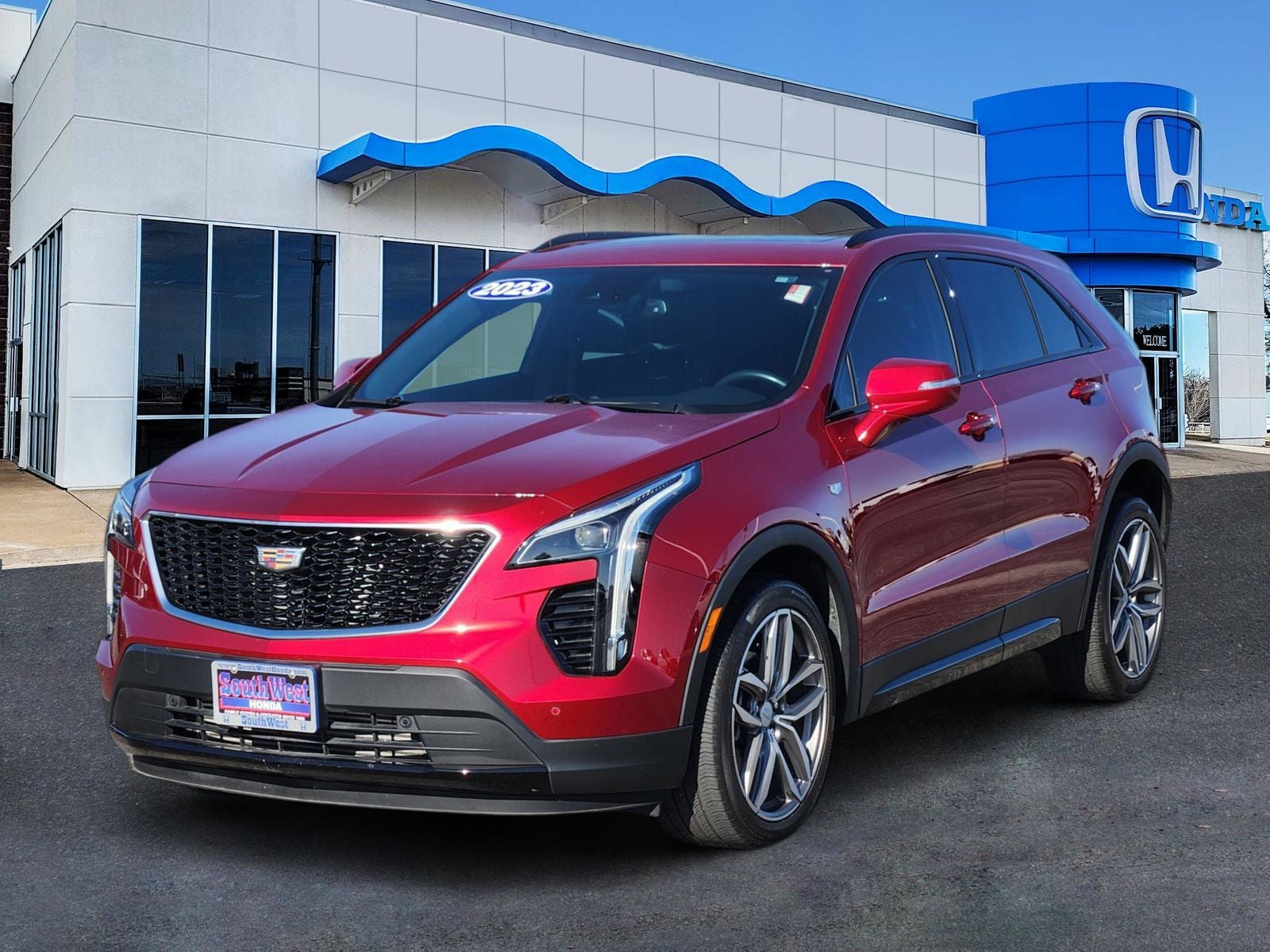 2023 Cadillac XT4 Sport