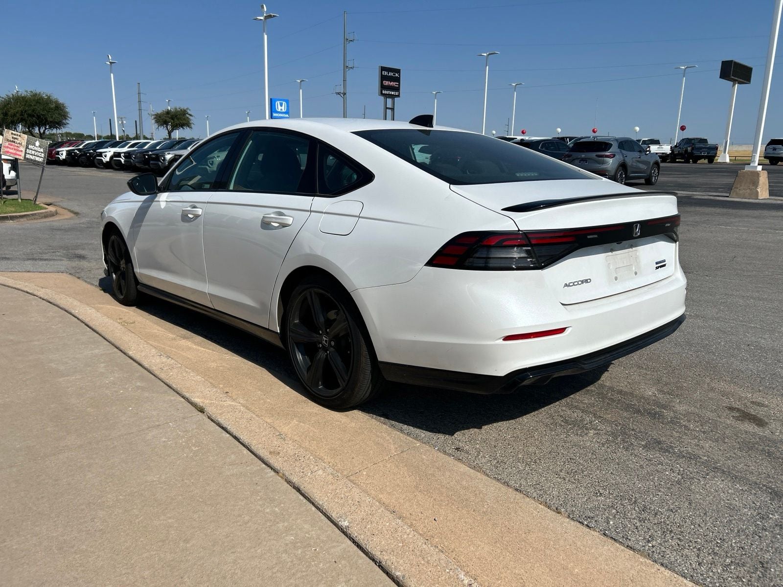 2023 Honda Accord Hybrid Sport-L