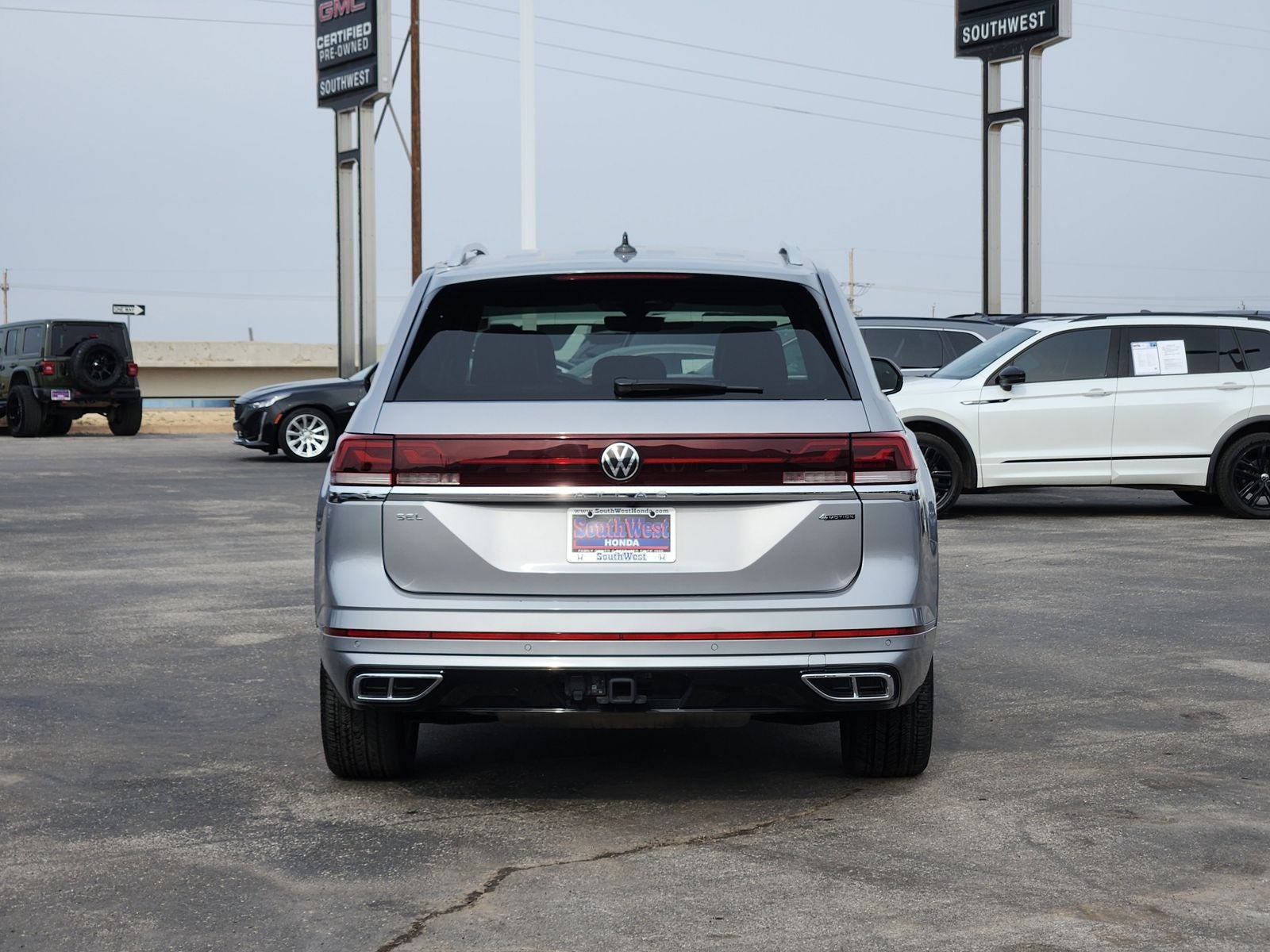 2025 Volkswagen Atlas 2.0T SEL Premium R-Line