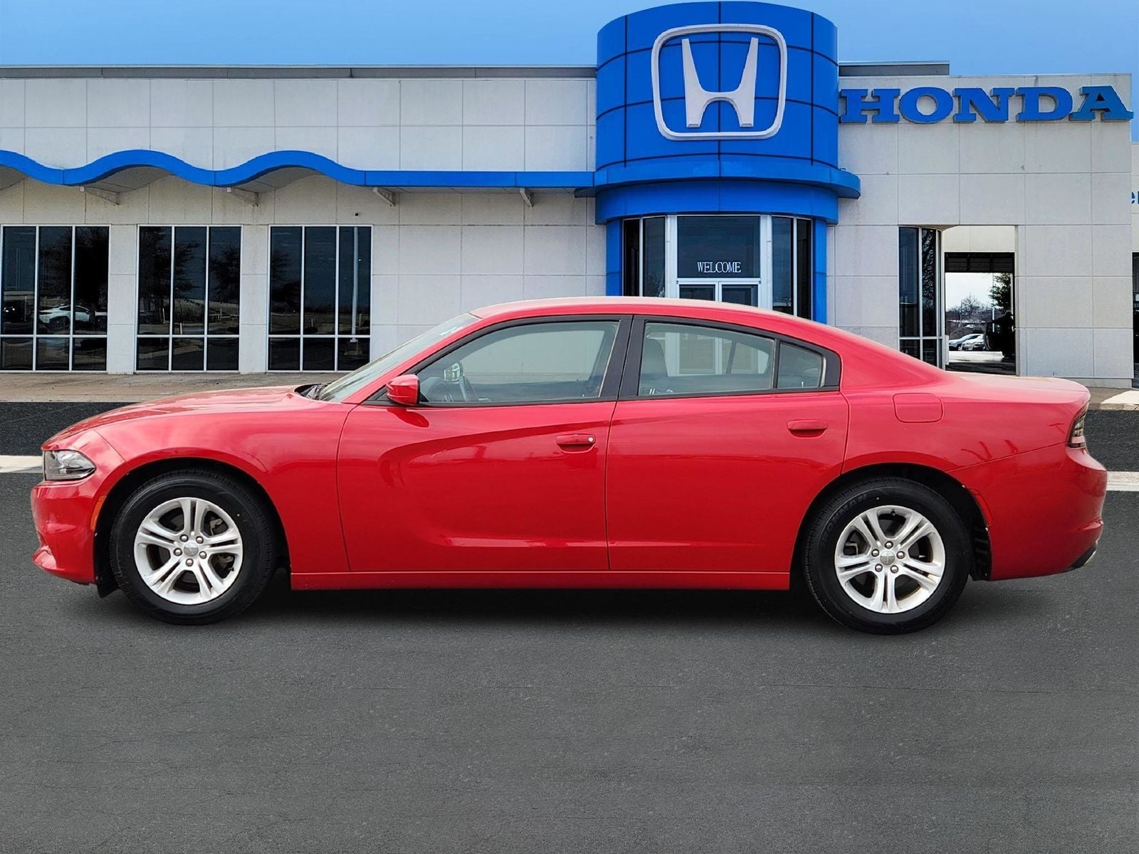 2017 Dodge Charger SE