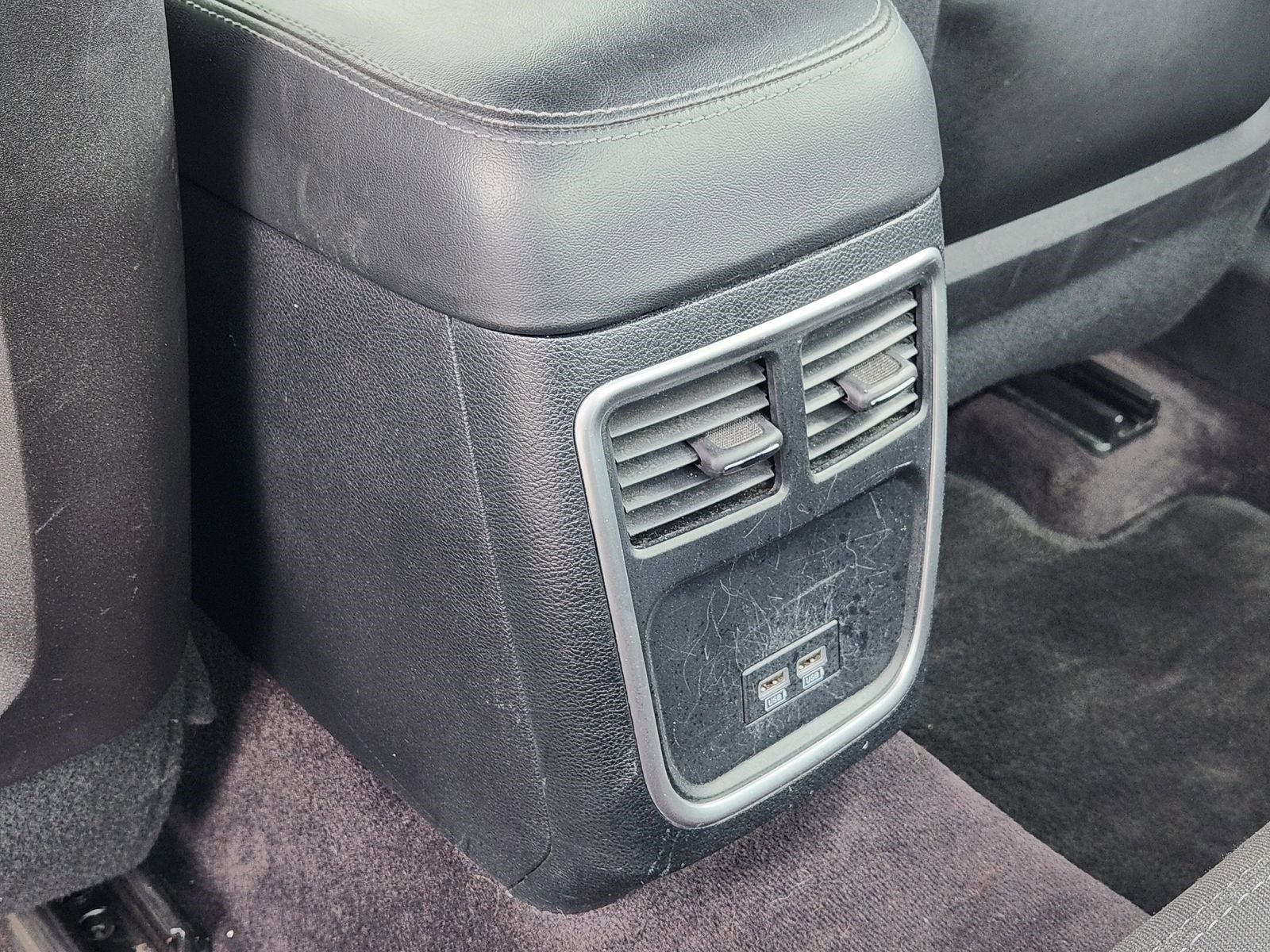 2017 Dodge Charger SE