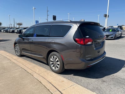 2020 Chrysler Pacifica Touring L Plus
