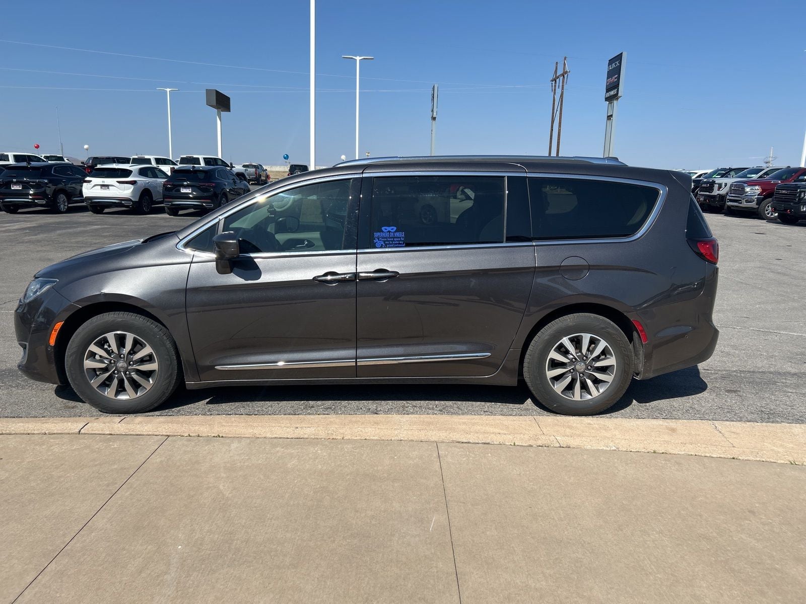 2020 Chrysler Pacifica Touring L Plus
