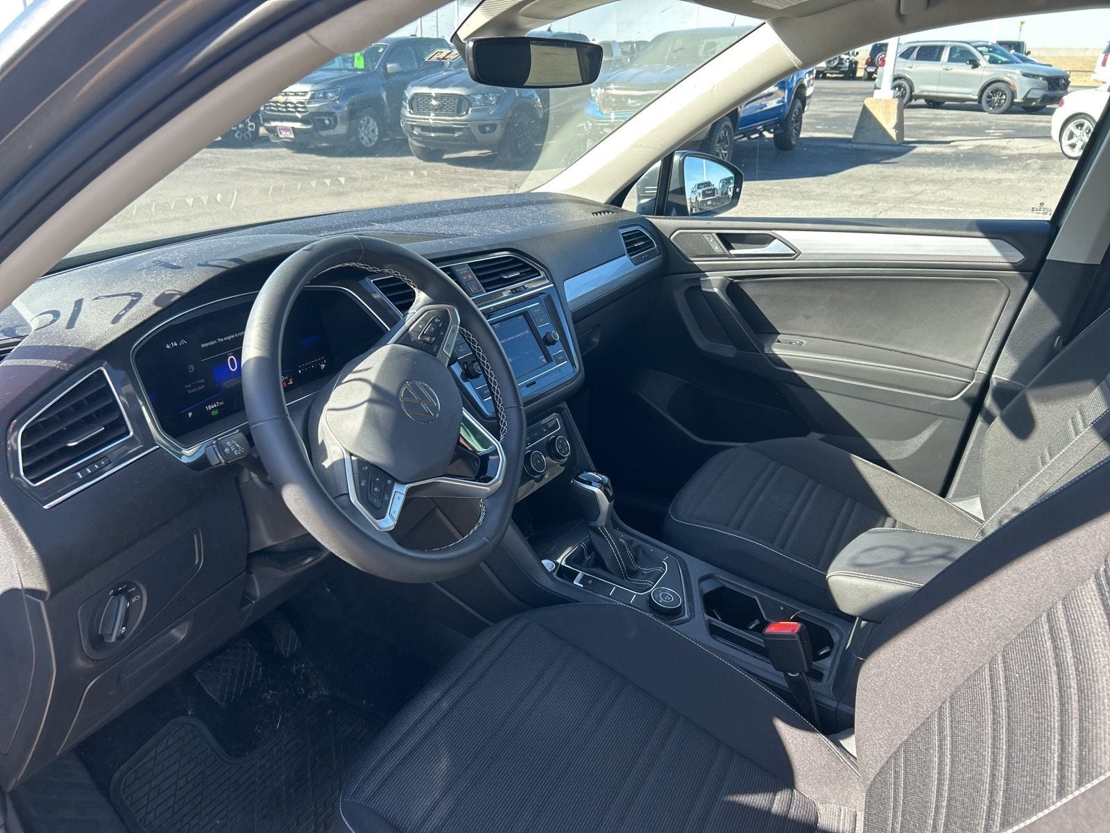 2023 Volkswagen Tiguan 2.0T S