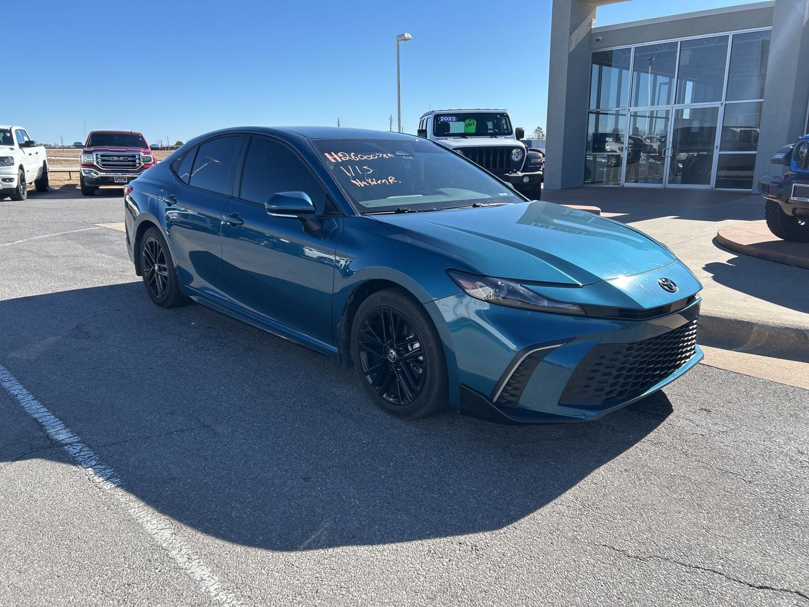 2025 Toyota Camry SE