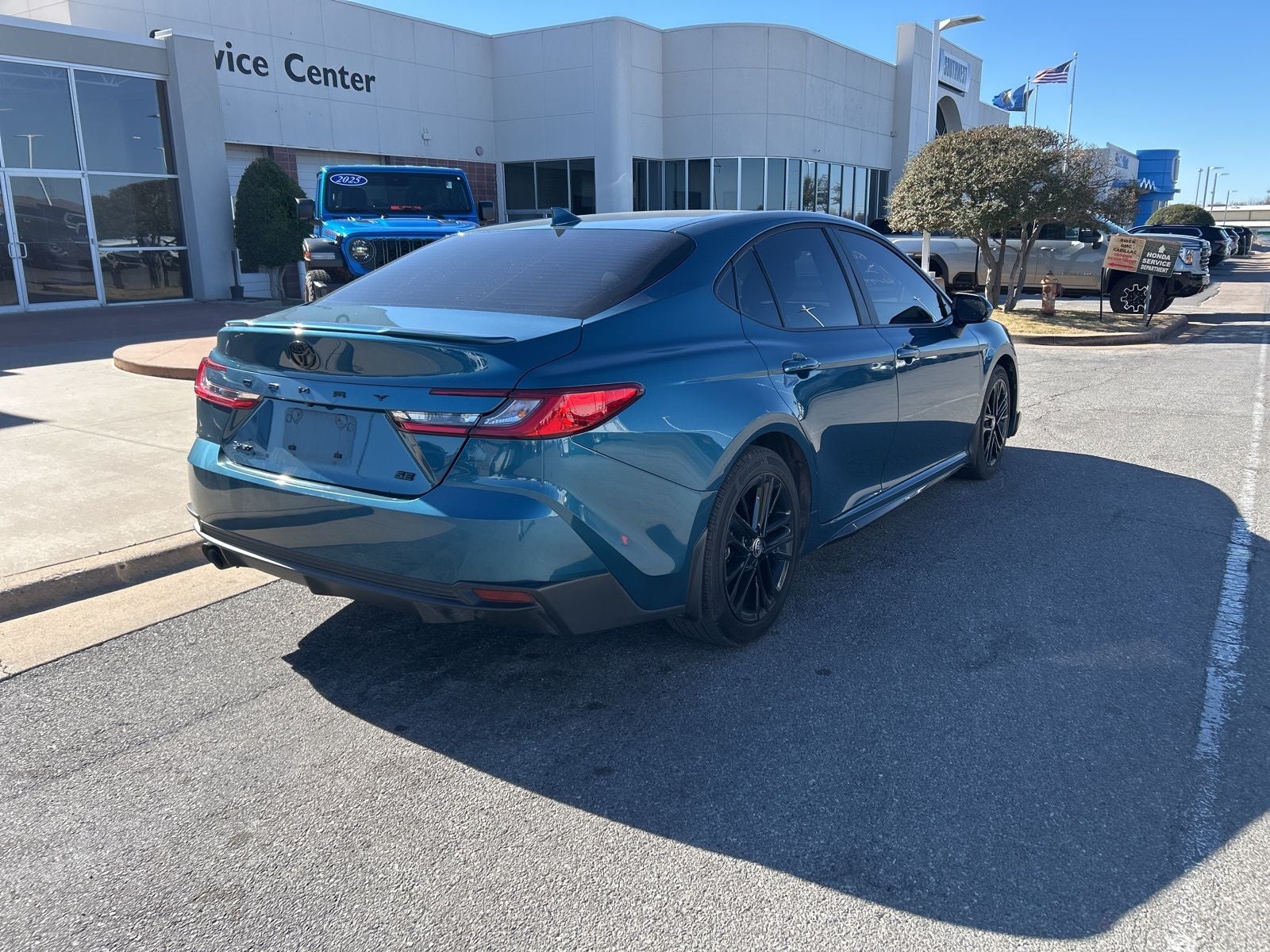 2025 Toyota Camry SE