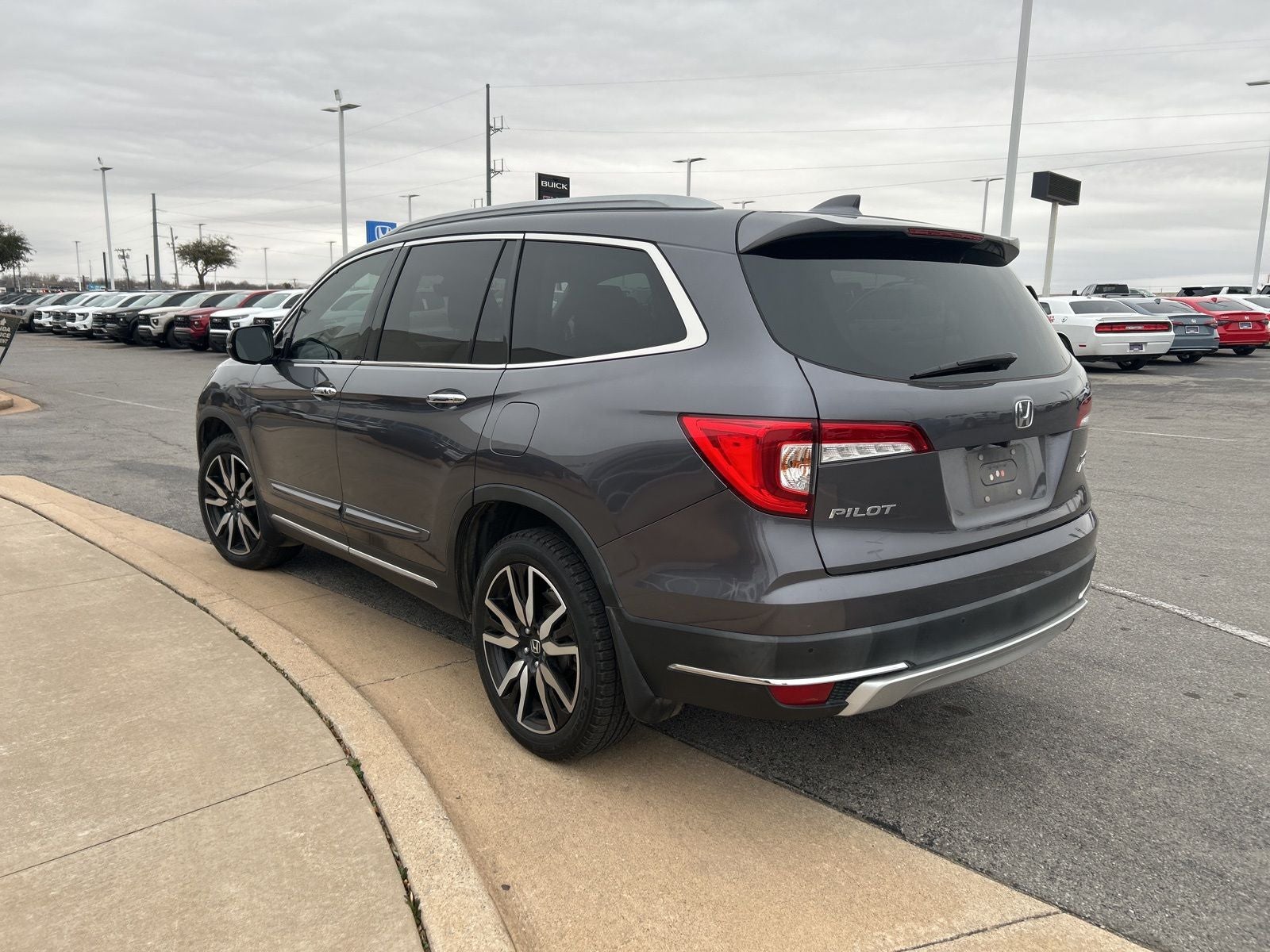 2021 Honda Pilot Touring 8 Passenger