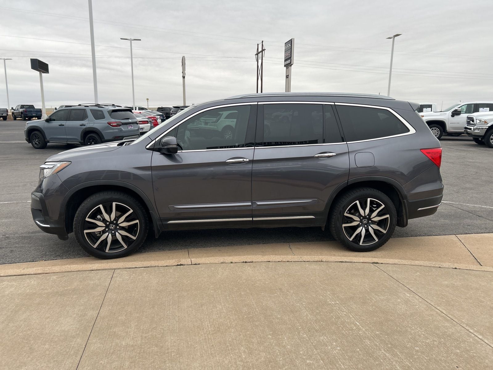 2021 Honda Pilot Touring 8 Passenger