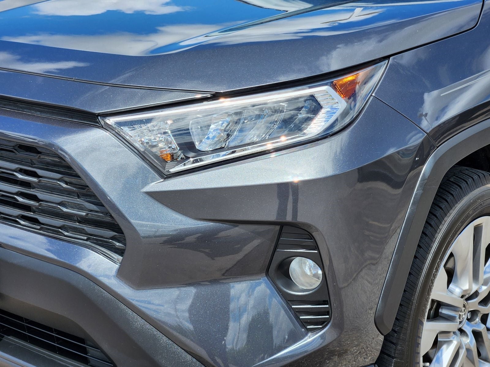 2019 Toyota RAV4 XLE Premium