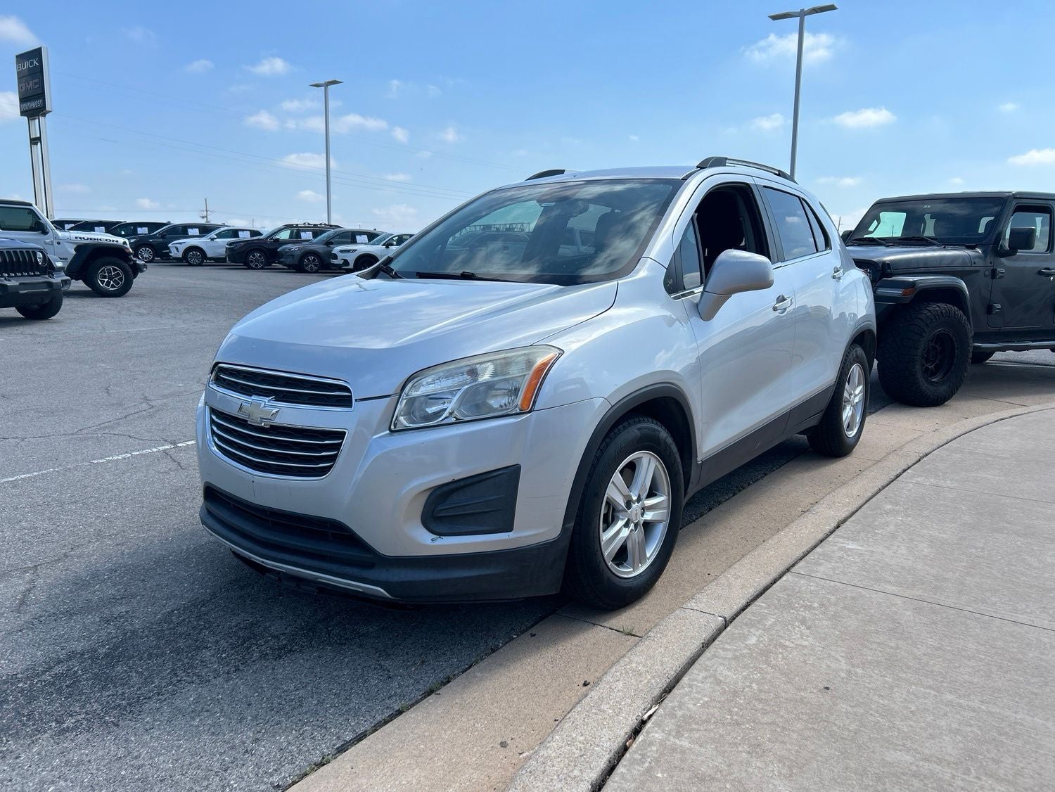 2016 Chevrolet Trax LT's photo