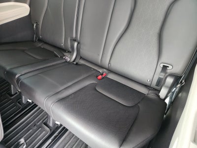 2024 Kia Carnival SX