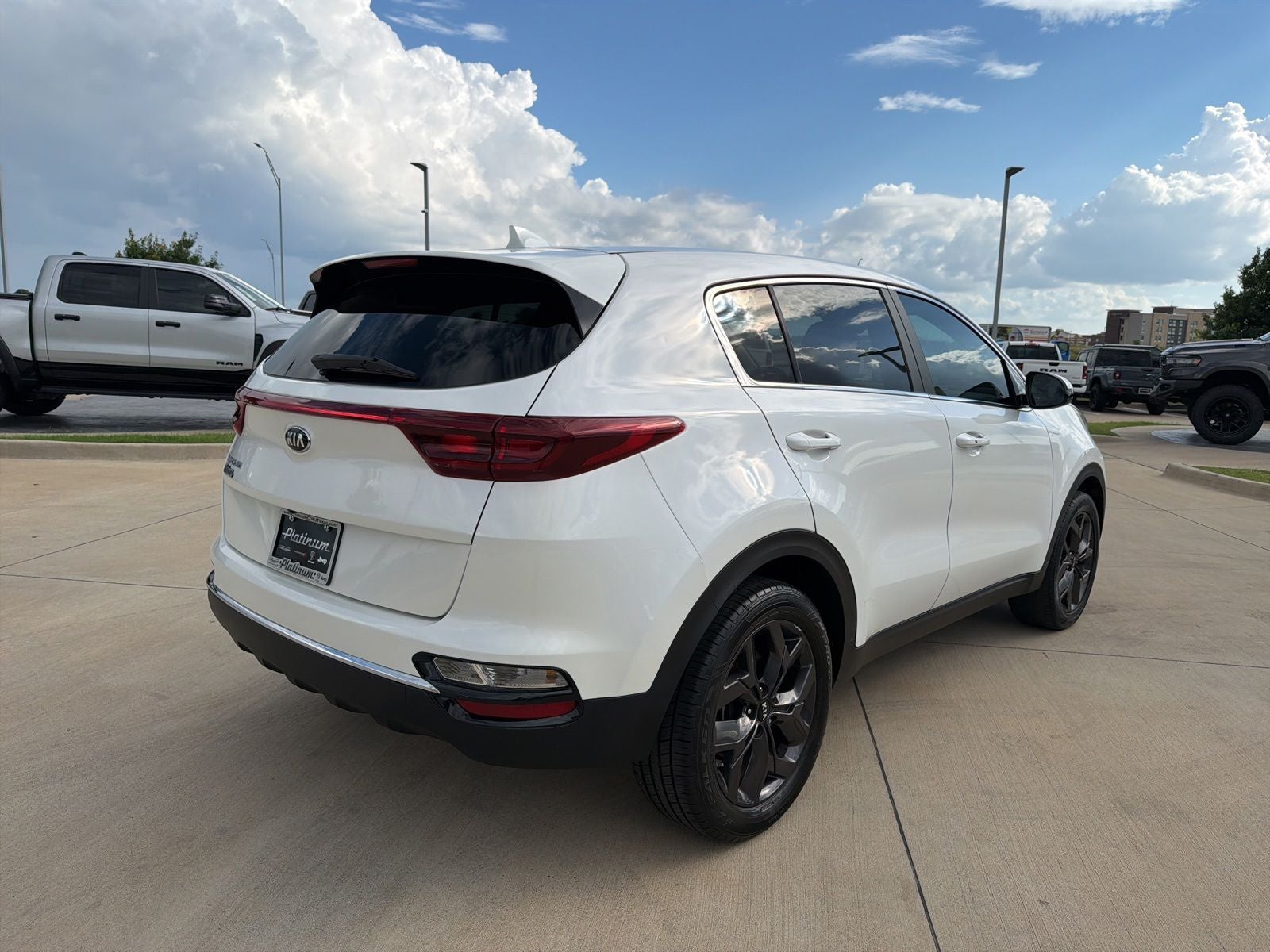 2022 Kia Sportage LX