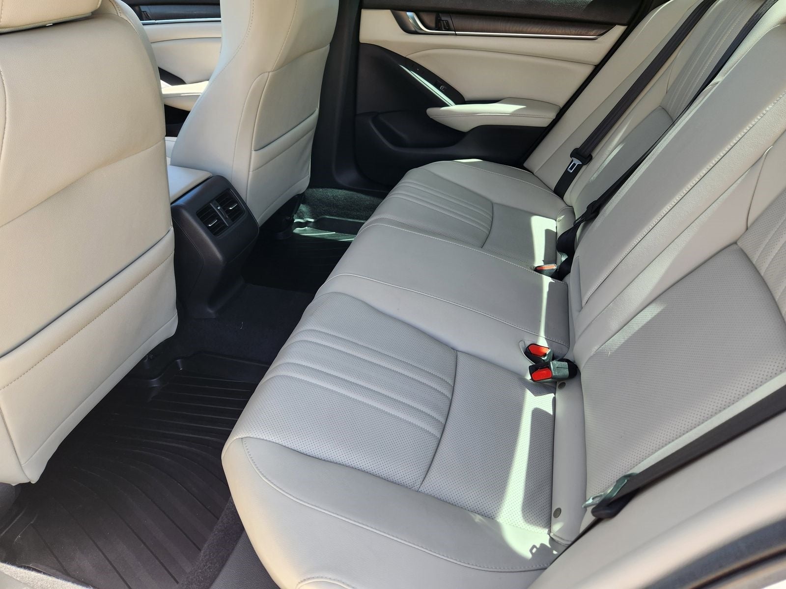 2020 Honda Accord Touring 2.0T