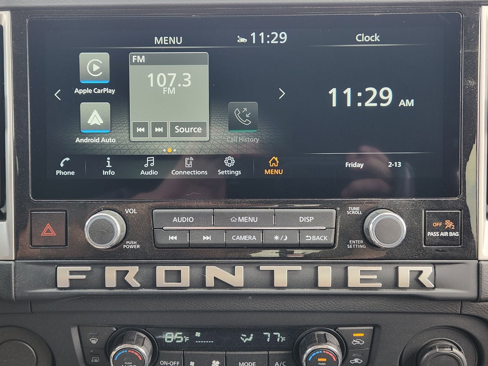 2025 Nissan Frontier SV