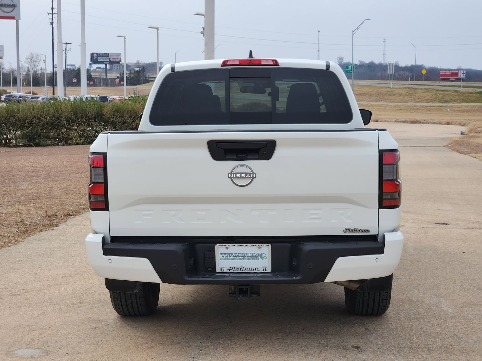 2025 Nissan Frontier SV