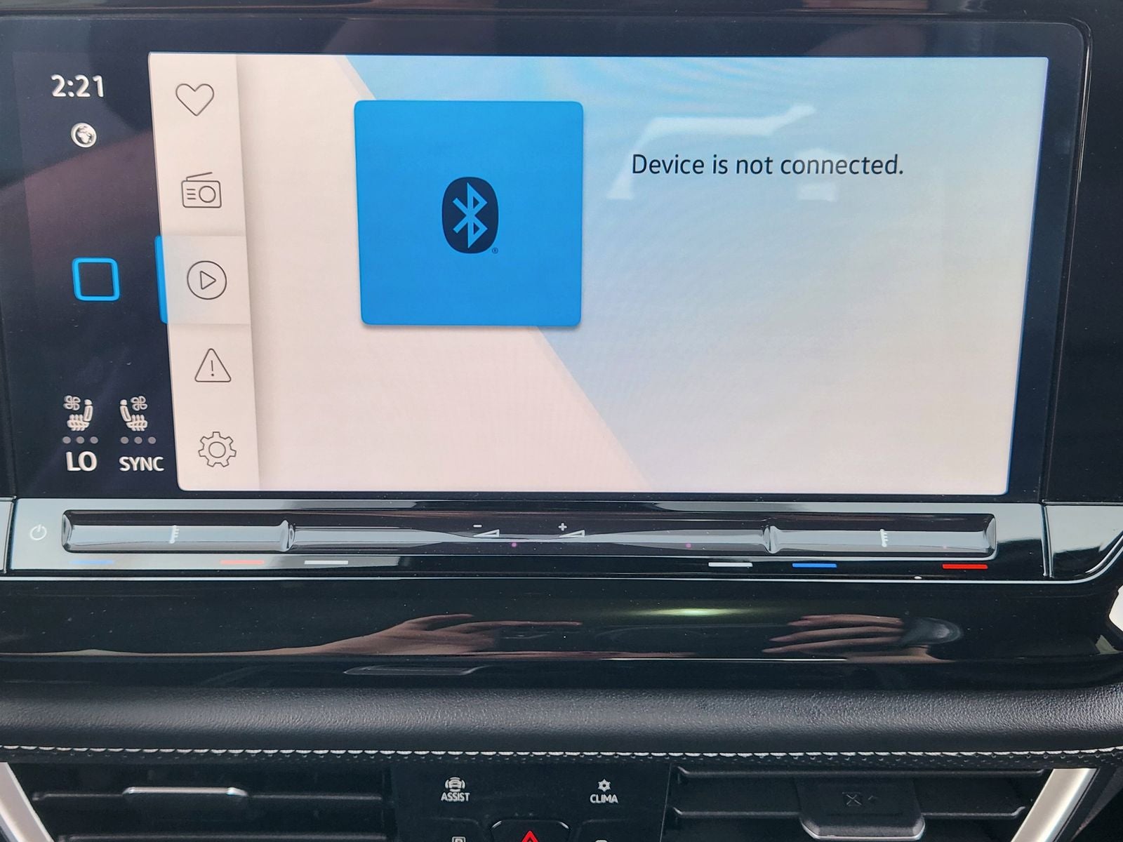 2025 Volkswagen Atlas Cross Sport 2.0T SEL R-Line Black