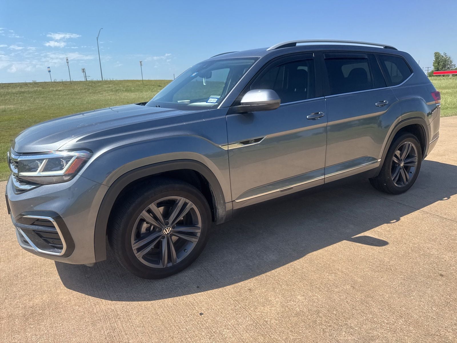 2022 Volkswagen Atlas 3.6L V6 SEL R-Line