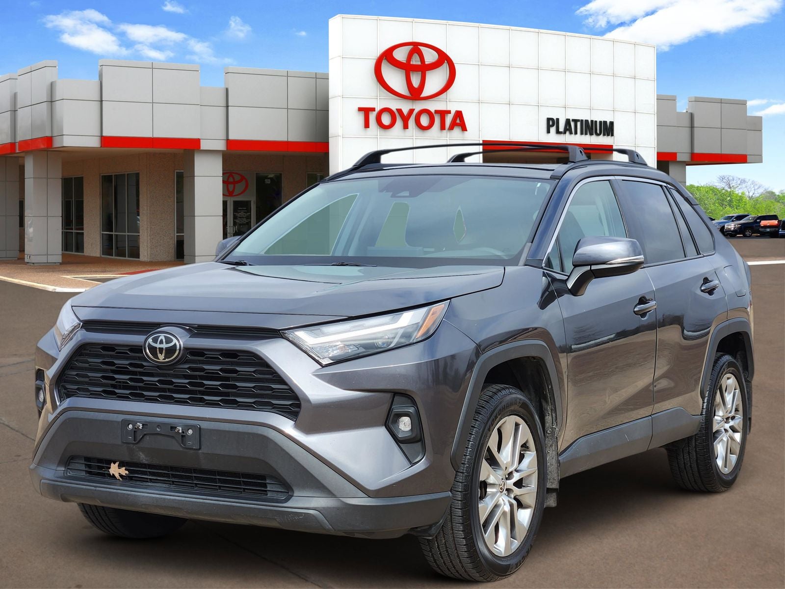 2022 Toyota RAV4 XLE Premium