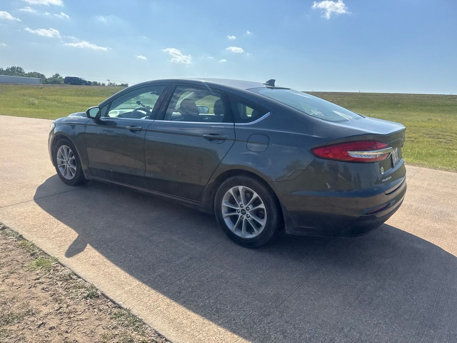 2020 Ford Fusion SE