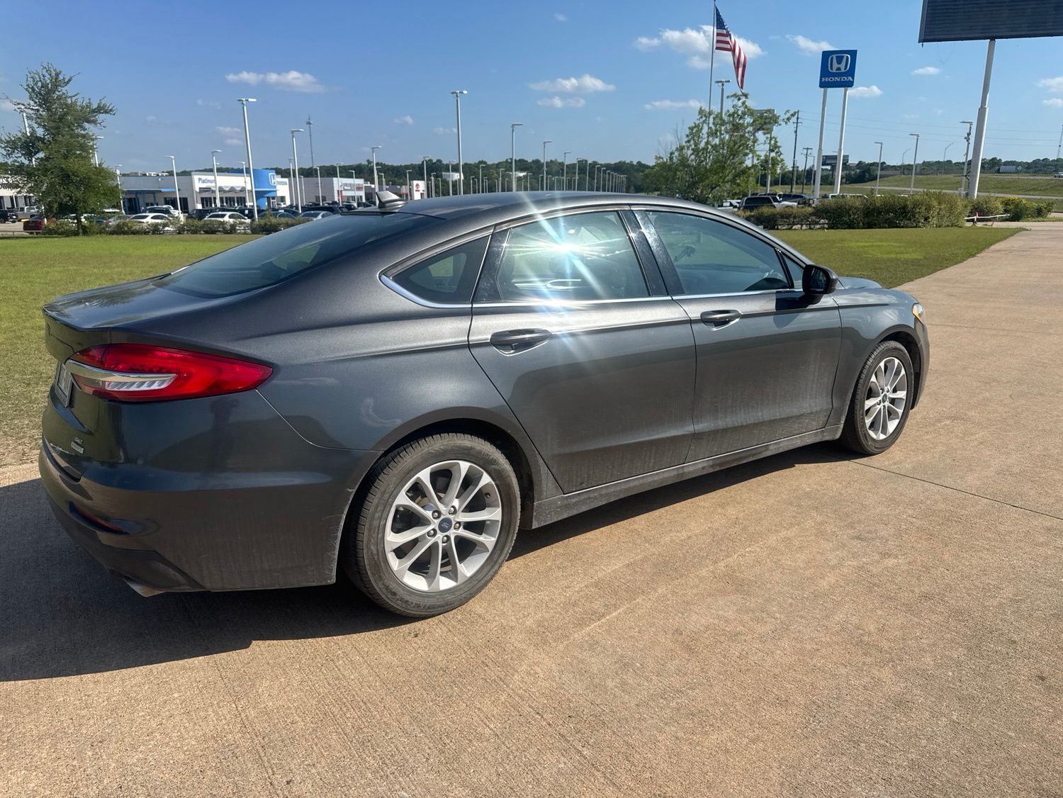 2020 Ford Fusion SE