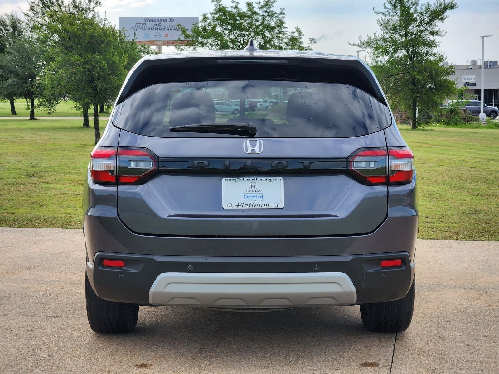 2023 Honda Pilot EX-L 8 Passenger