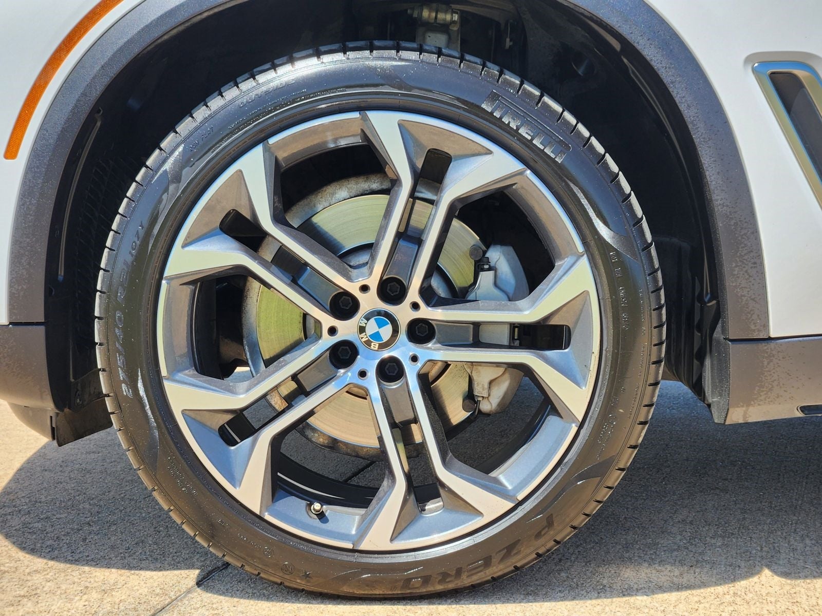 2023 BMW X5 sDrive40i