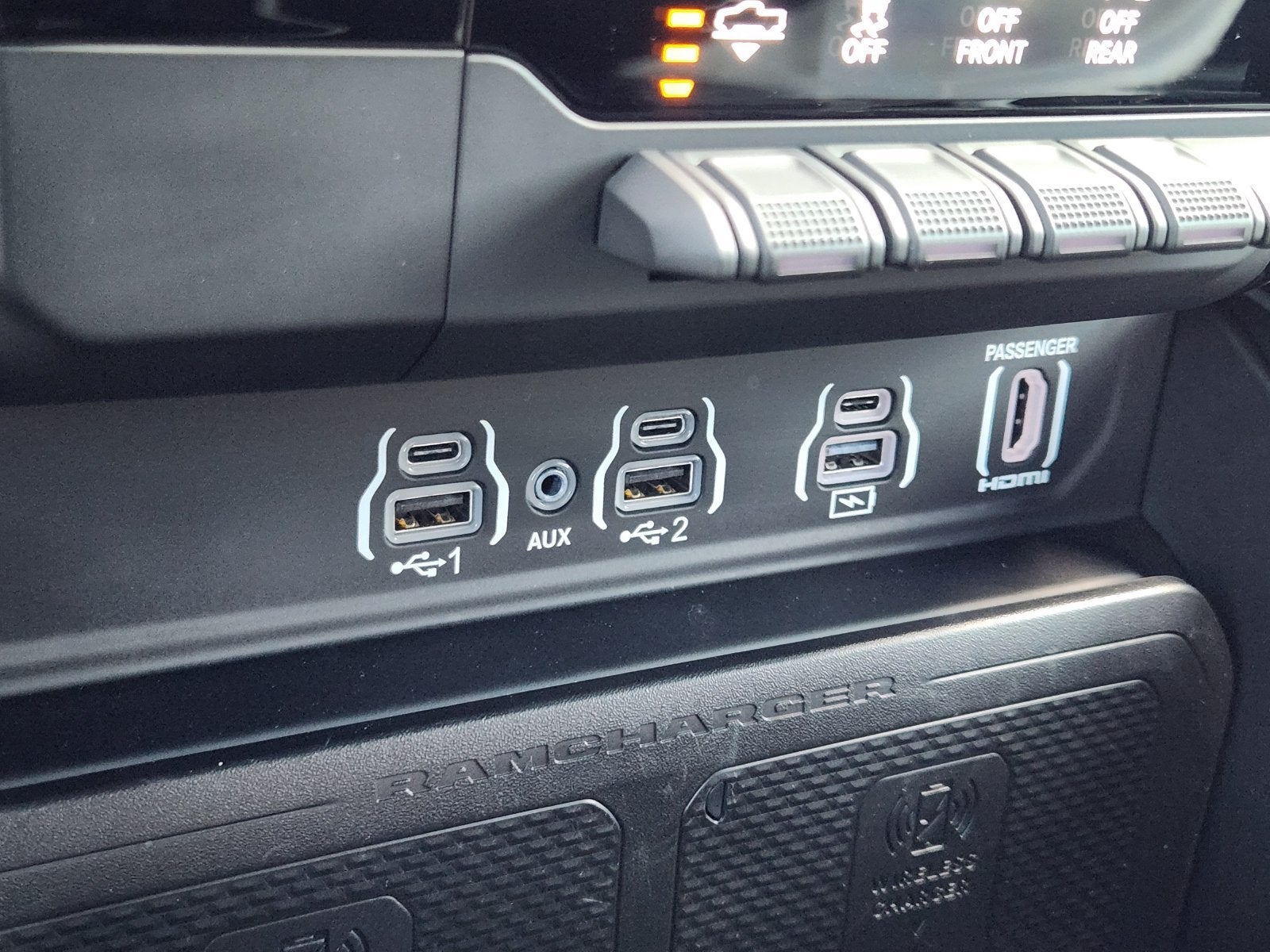 2025 RAM 1500 Limited