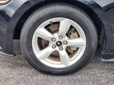 2017 Ford Mustang V6