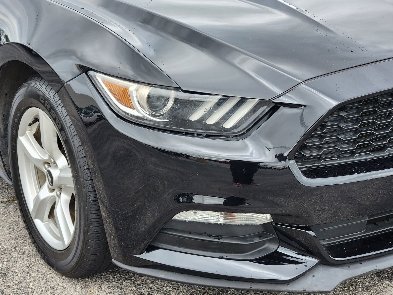 2017 Ford Mustang V6