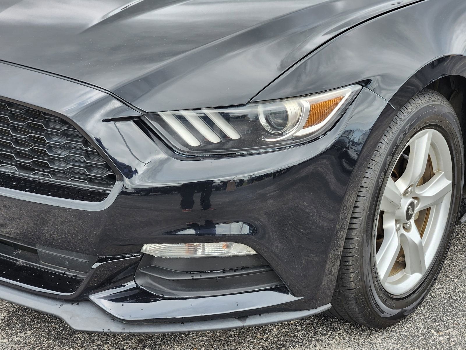 2017 Ford Mustang V6