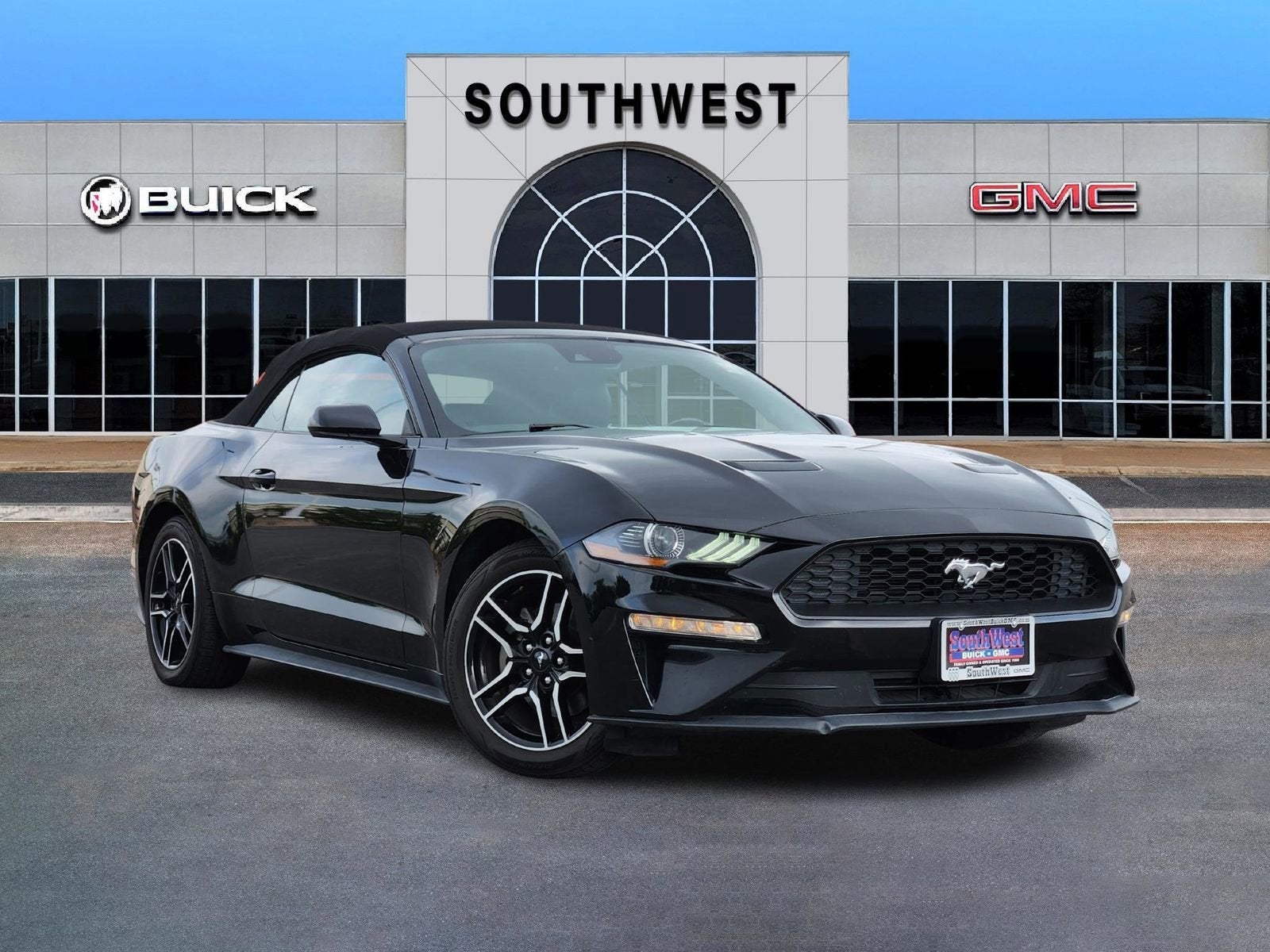 2022 Ford Mustang EcoBoost