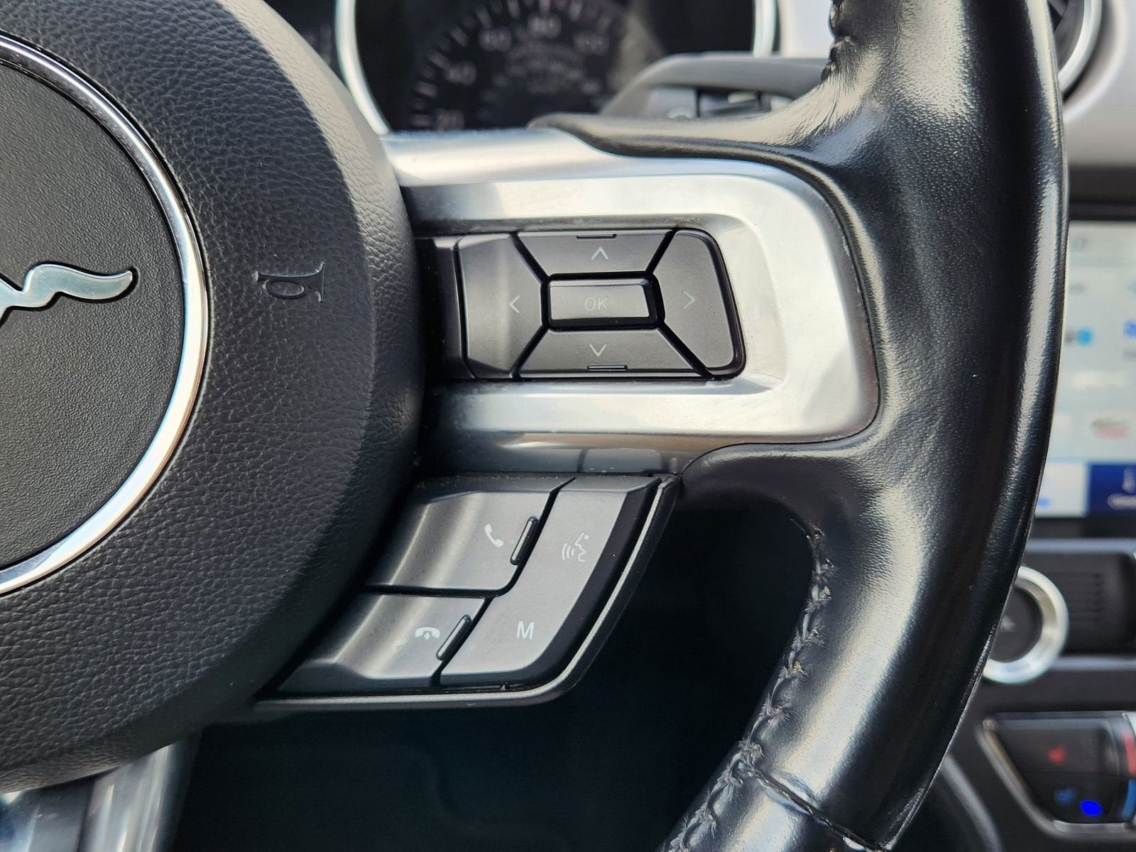 2022 Ford Mustang EcoBoost