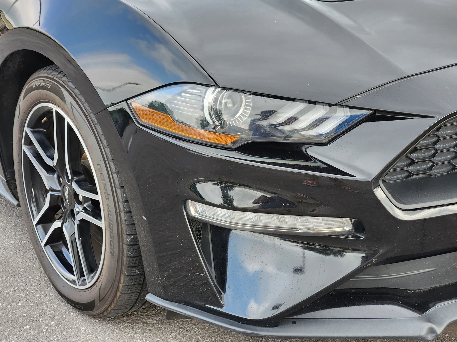 2022 Ford Mustang EcoBoost